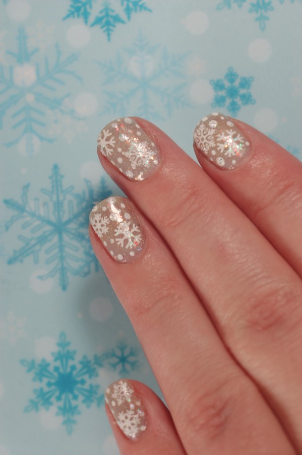 dotticure nail art with stickers snowflakes